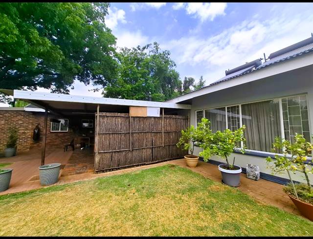 4 BEDROOM HOUSE FOR SALE IN MEYERTON CENTRAL